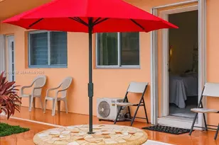 901 SW 11th Ave, Hallandale Beach, FL 33009 - Photo 10