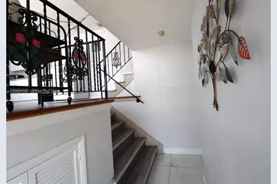 141 McArthur Pkwy #A, Pembroke Pines, FL 33024 - Photo 12