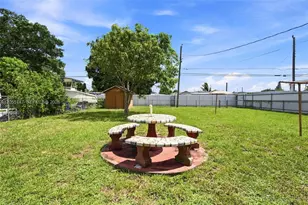 636 E 48th St, Hialeah, FL 33013 - Photo 28