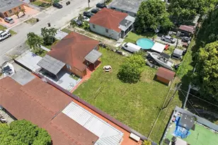 636 E 48th St, Hialeah, FL 33013 - Photo 4
