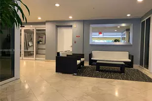 170 SE 14th St, Miami, FL 33131 - Photo 20