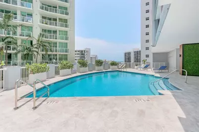 170 SE 14th St #1402, Miami, FL 33131 - Photo 16