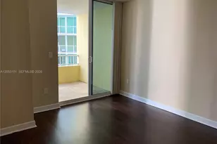 170 SE 14th St, Miami, FL 33131 - Photo 6