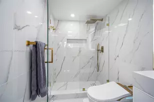 1623 Collins Ave, Miami Beach, FL 33139 - Photo 26
