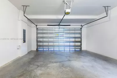 3565 W 97th St, Hialeah, FL 33018 - Photo 22
