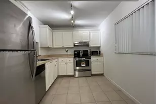 701 N Pine Island Rd, Plantation, FL 33324 - Photo 2