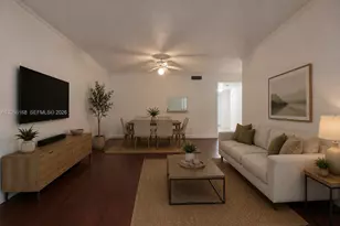 701 N Pine Island Rd, Plantation, FL 33324 - Photo 1
