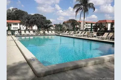 8900 Washington Blvd #409, Pembroke Pines, FL 33025 - Photo 24