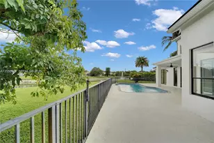 22281 Tupelo Pl, Boca Raton, FL 33428 - Photo 30