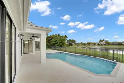22281 Tupelo Pl, Boca Raton, FL 33428 - Photo 32