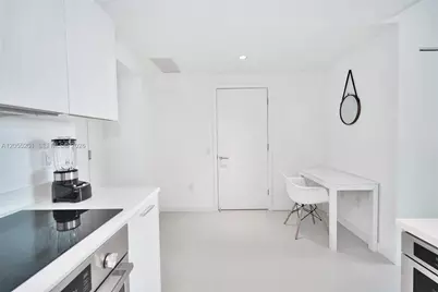 501 NE 31st St #702, Miami, FL 33137 - Photo 16