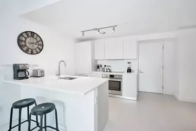 501 NE 31st St #702, Miami, FL 33137 - Photo 14