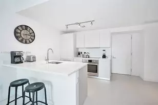 501 NE 31st St, Miami, FL 33137 - Photo 14