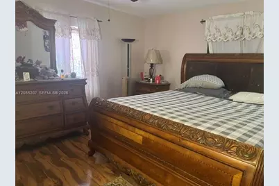 17861 SW 112th Pl, Miami, FL 33157 - Photo 12