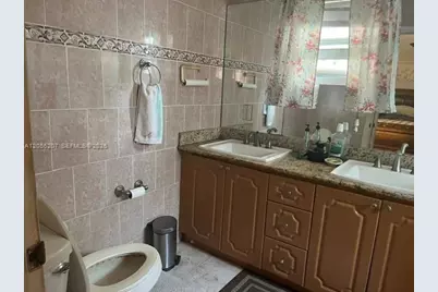 17861 SW 112th Pl, Miami, FL 33157 - Photo 14