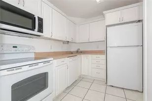 3101 Oakland Shores Dr, Oakland Park, FL 33309 - Photo 1