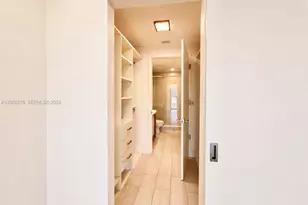 2000 Metropica Wy, Sunrise, FL 33323 - Photo 18
