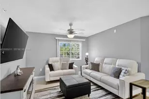6769 Heritage Grande, Boynton Beach, FL 33437 - Photo 2