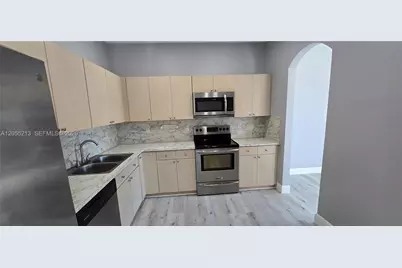 4580 24th Place SW #B, Naples, FL 34116 - Photo 6