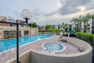 10451 W Broward Blvd, Plantation, FL 33324 - Photo 32