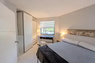 10451 W Broward Blvd, Plantation, FL 33324 - Photo 18