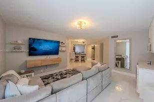 10451 W Broward Blvd, Plantation, FL 33324 - Photo 2