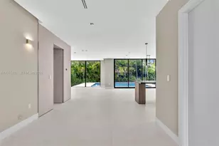 6020 Alton Rd, Miami Beach, FL 33140 - Photo 18