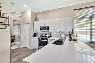 6228 SW 194th Ave, Pembroke Pines, FL 33332 - Photo 14