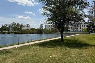 8240 SW 210th St, Cutler Bay, FL 33189 - Photo 44