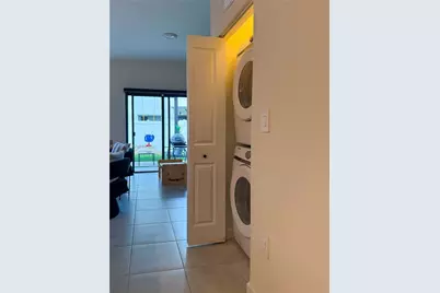 11432 W 32nd Ln, Hialeah, FL 33018 - Photo 14