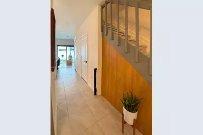 11432 W 32nd Ln, Hialeah, FL 33018 - Photo 16