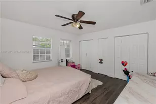 11040 SW 64th St, Miami, FL 33173 - Photo 14