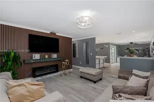 11040 SW 64th St, Miami, FL 33173 - Photo 8