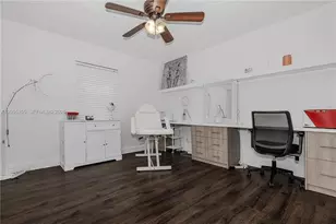 11040 SW 64th St, Miami, FL 33173 - Photo 18