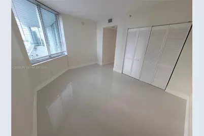 325 S Biscayne Blvd #1719, Miami, FL 33131 - Photo 16