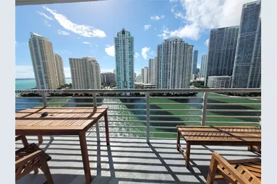 325 S Biscayne Blvd #1719, Miami, FL 33131 - Photo 2