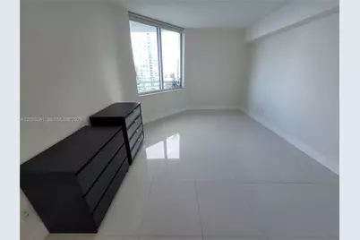 325 S Biscayne Blvd #1719, Miami, FL 33131 - Photo 20