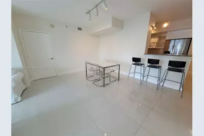 325 S Biscayne Blvd #1719, Miami, FL 33131 - Photo 10