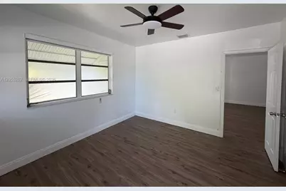 890 NW 55th St #1, Miami, FL 33127 - Photo 32