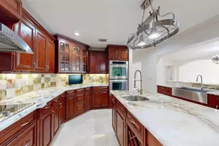 6265 W 10th Ave, Hialeah, FL 33012 - Photo 36