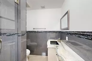6265 W 10th Ave, Hialeah, FL 33012 - Photo 46