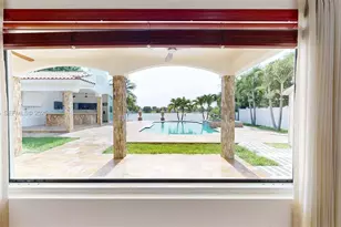 6265 W 10th Ave, Hialeah, FL 33012 - Photo 30