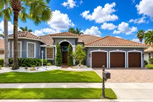 13755 NW 18th Ct, Pembroke Pines, FL 33028 - Photo 2