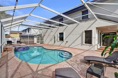 740 E Cypress Pointe Dr E, Pembroke Pines, FL 33027 - Photo 30