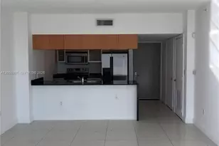 1750 N Bayshore Dr, Miami, FL 33132 - Photo 8