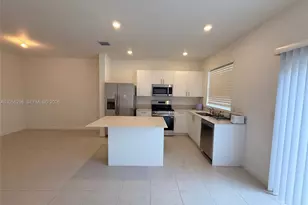 35757 SW 178th Pl, Miami, FL 33034 - Photo 8