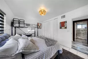 910 NE 81st St, Miami, FL 33138 - Photo 14