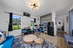 910 NE 81st St, Miami, FL 33138 - Photo 22