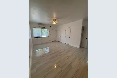 671 SW 7th St #7, Miami, FL 33130 - Photo 4