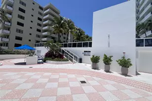 100 Lincoln Rd, Miami Beach, FL 33139 - Photo 38